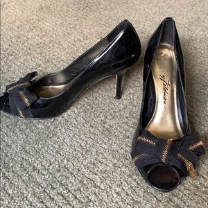 Women Shoes. Will be removed after 1/2/20